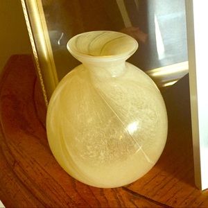Zen Cream Marble-like Glass Diffuser Vase